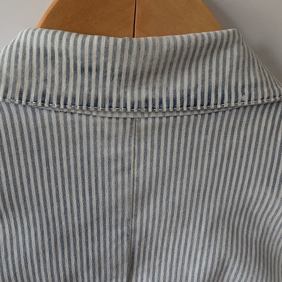 LOVE MOSCHINO Distressed Blue and White Striped Cotton Blazer US Size 2 - Picture 8 of 9